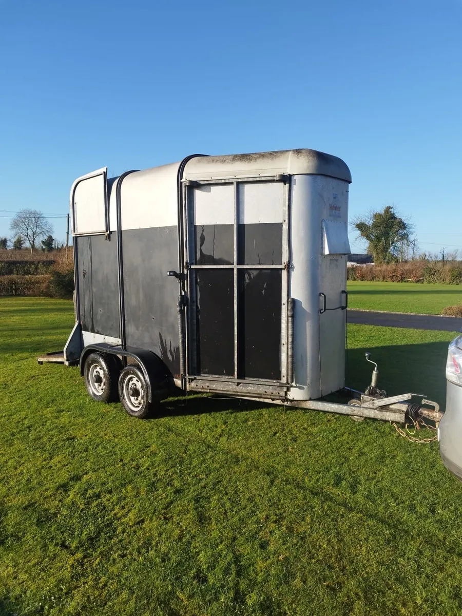 Westwood Horse Box - Image 1