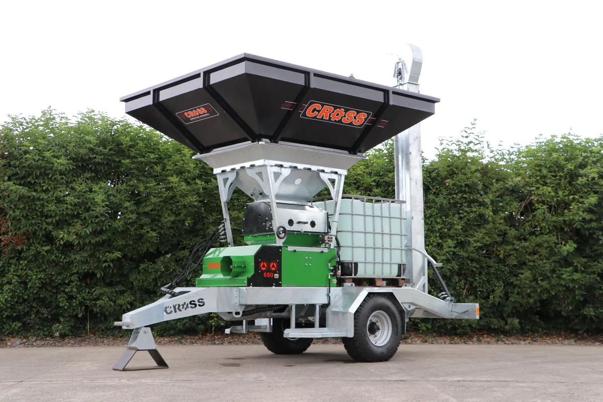 Cross 650 Grain Mill - Image 1