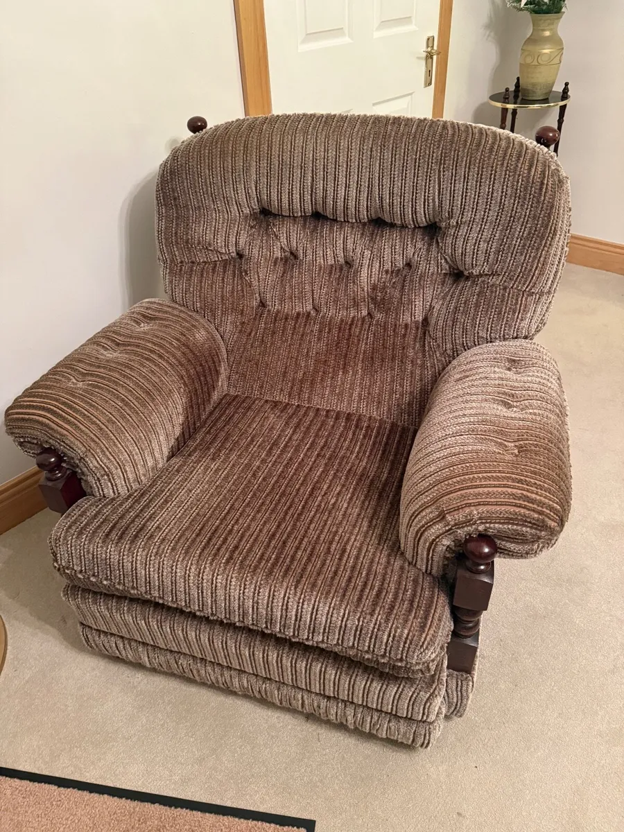 Sitting room suite - Image 4