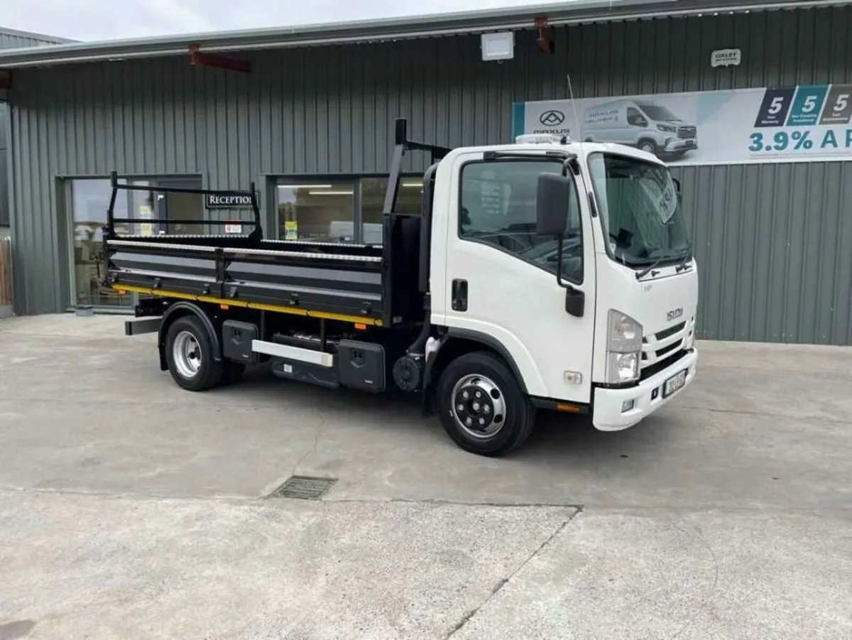 Isuzu N-Series 3.0       7.5t TIPPER TRUCK - Image 3