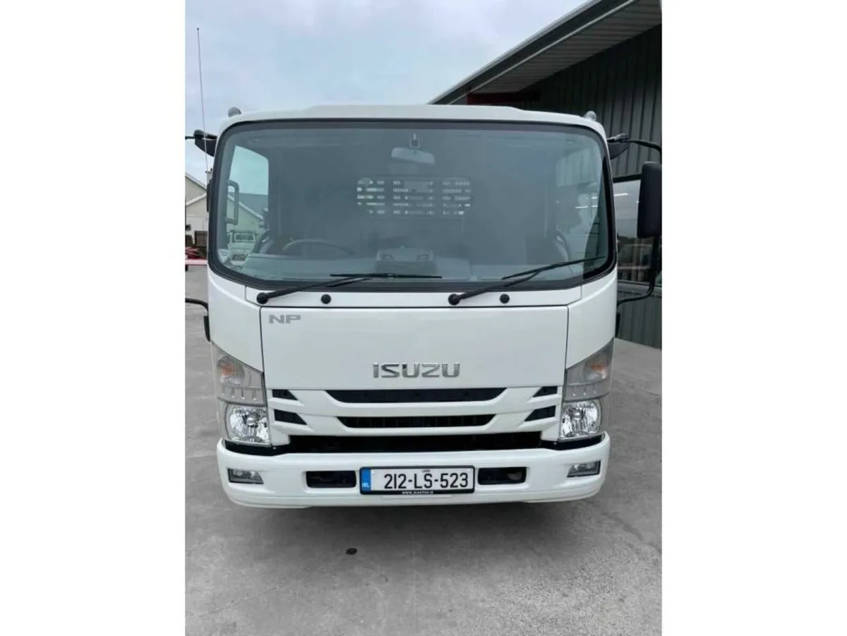 Isuzu N-Series 3.0       7.5t TIPPER TRUCK - Image 4
