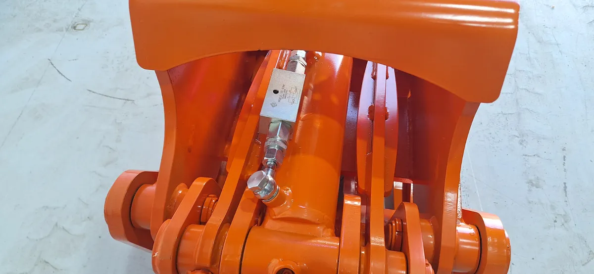 Agriforest 5 Finger Grapple - Image 4