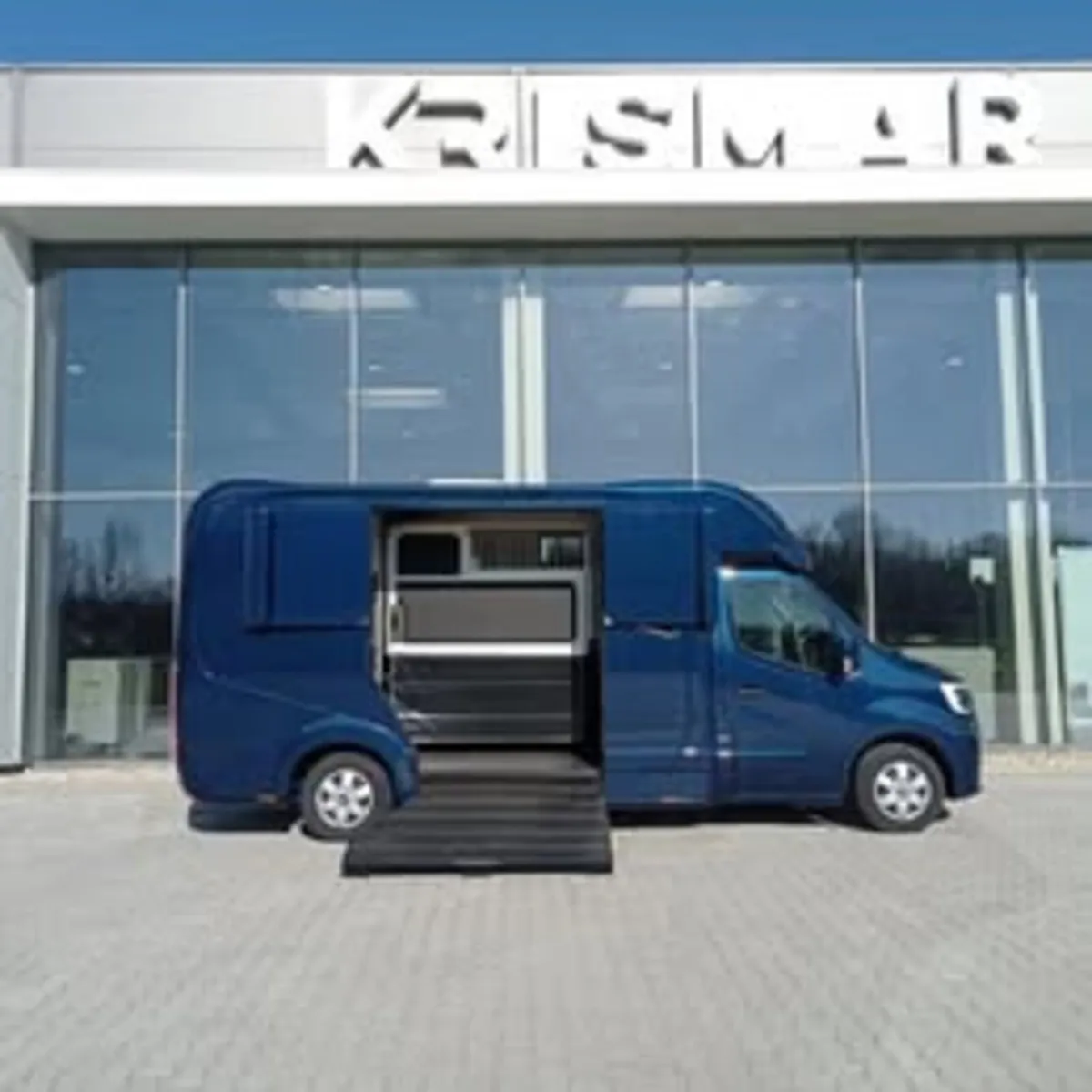 New Renault Master 180 BHP - Image 1