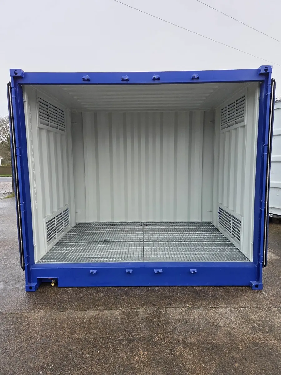 Chemical Storage Container 9x7ft - Image 2