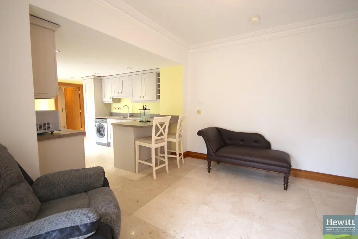 2 bed House for rent in Gosford castle Co Armagh - Image 4