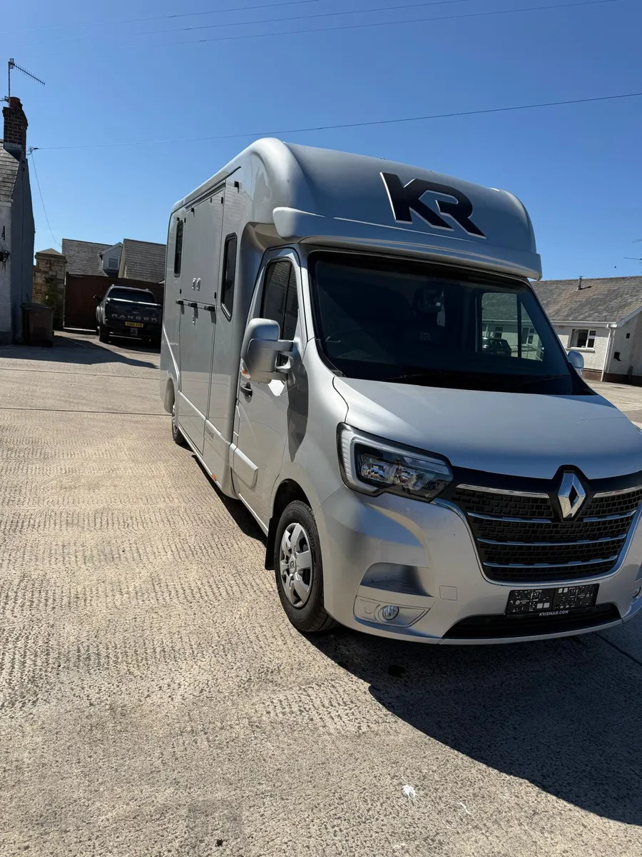 2026 New Renault Master - Image 1