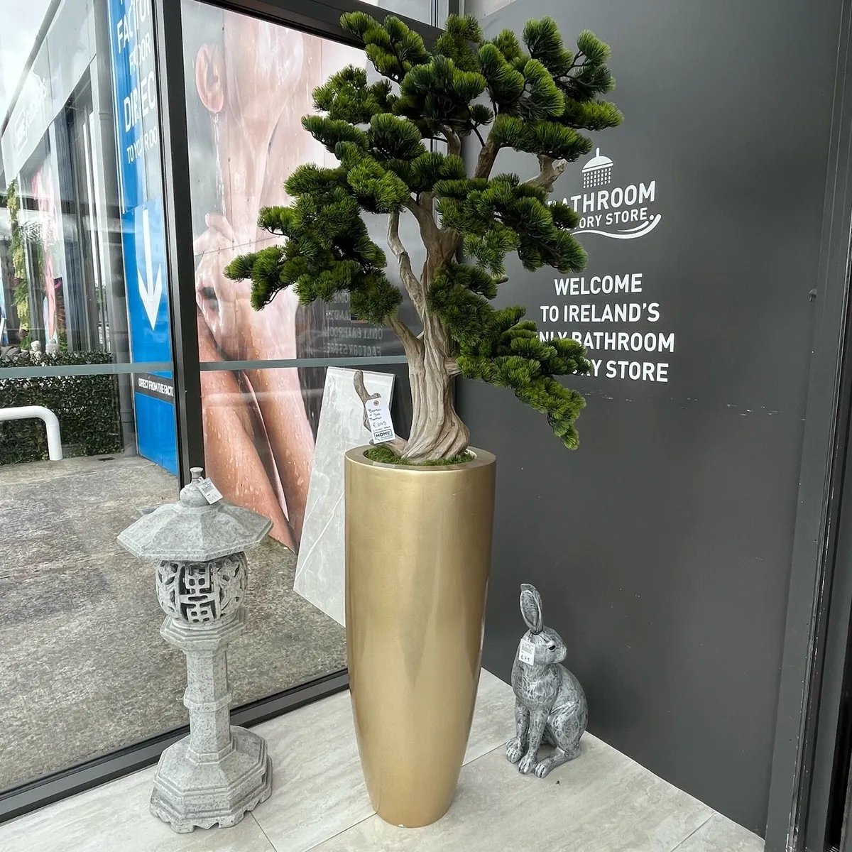 Large artificial plants - Image 1