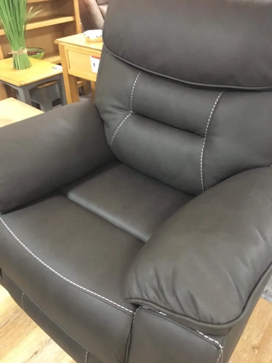 January sales   Clearance electric recliner arm ch - Image 3