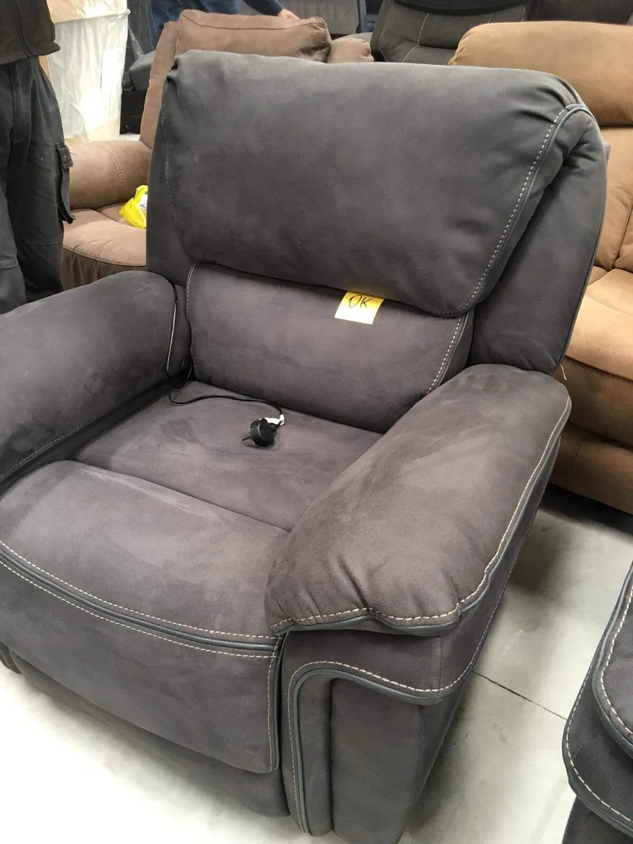 January sales   Clearance electric recliner arm ch - Image 4