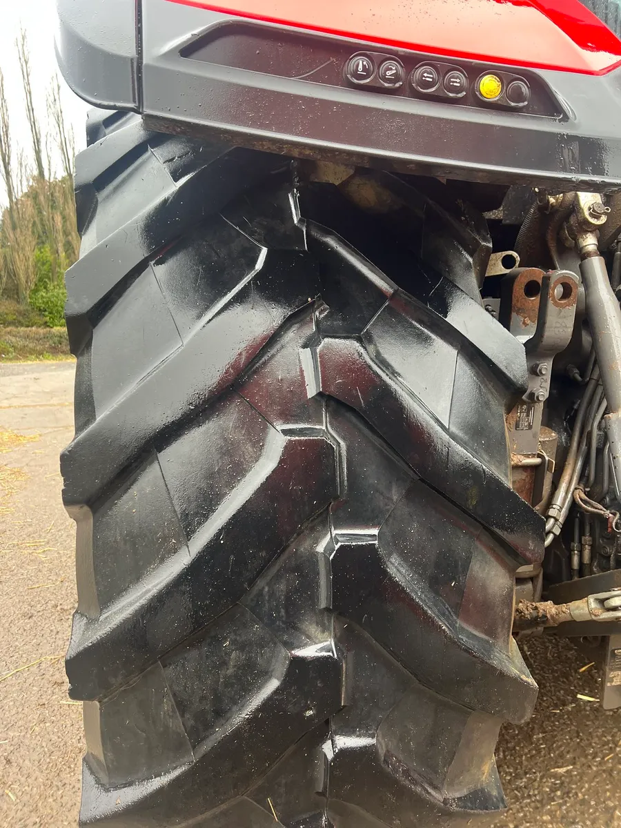 650/65R/42 - Image 3