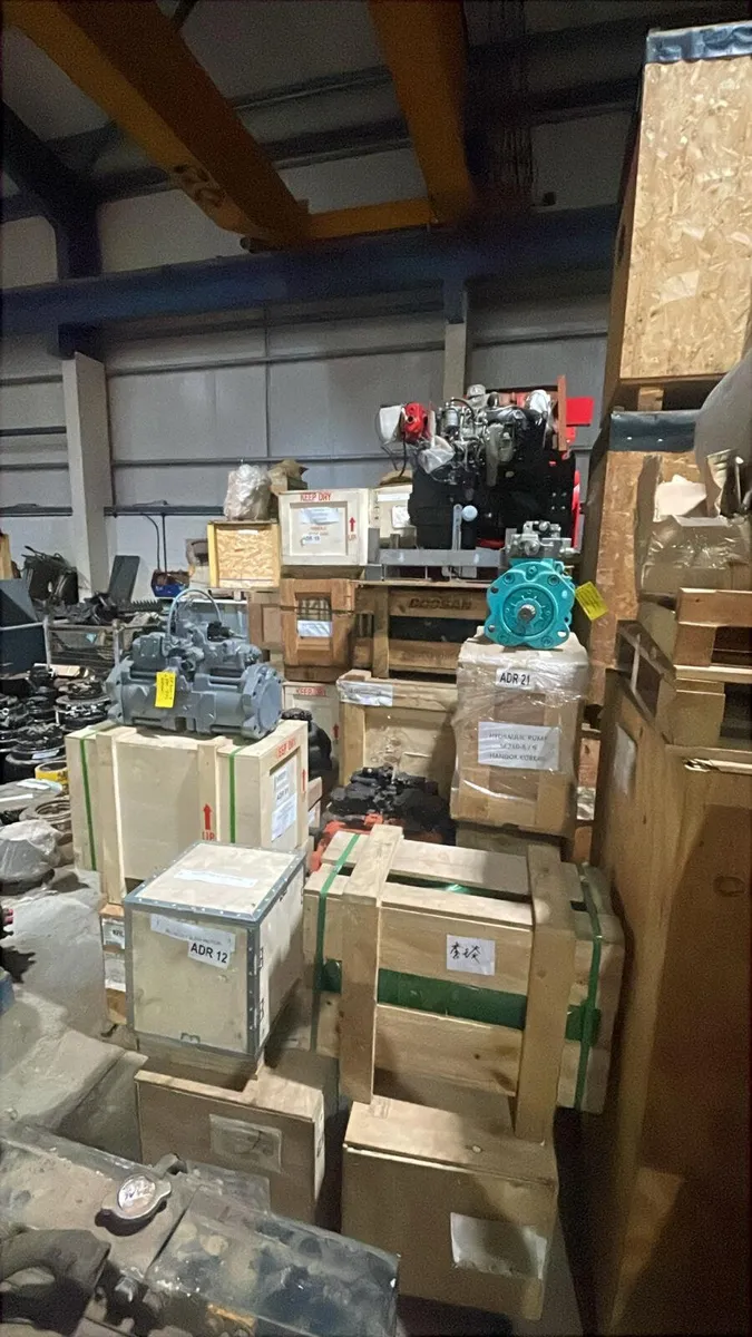 FINAL DRIVE SLEW RING SLEW MOTOR HYDRAULIC PUMP - Image 2