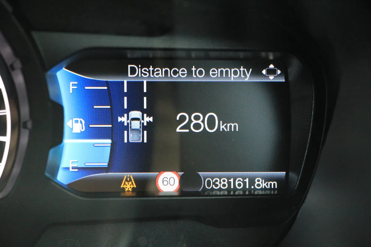 Wildtrak Wide Arch * 1 Owner from new 2.0 215bhp - Image 3