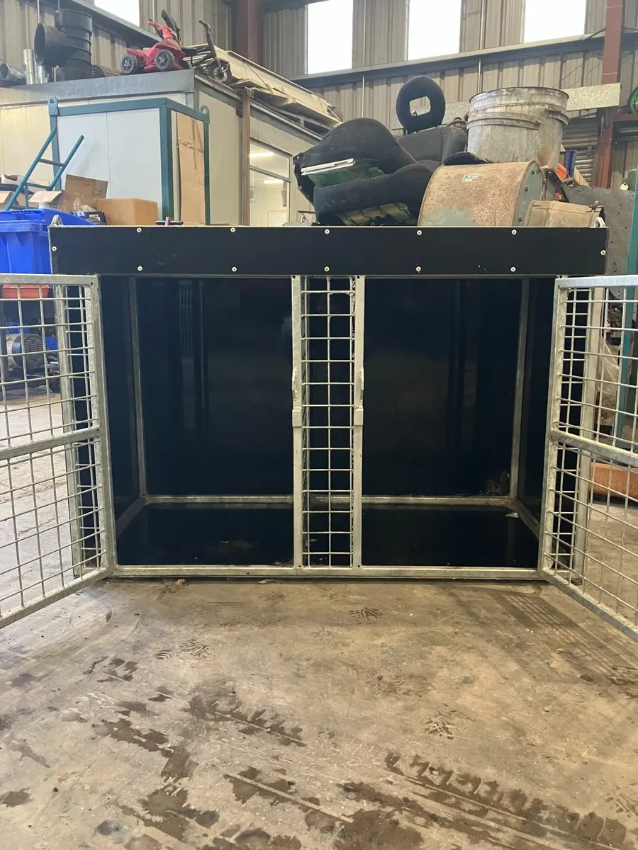 Dog cage. - Image 3