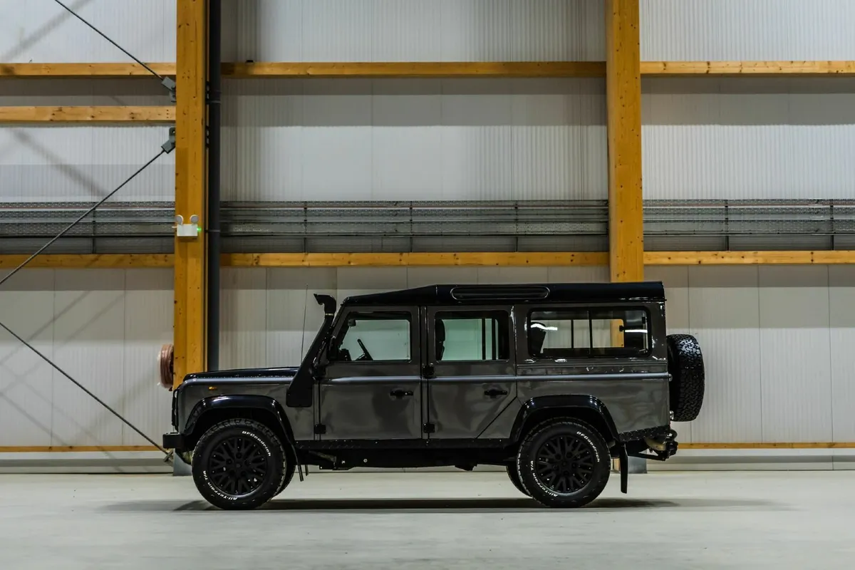 1983 Land Rover One Ten TD5 - Image 3