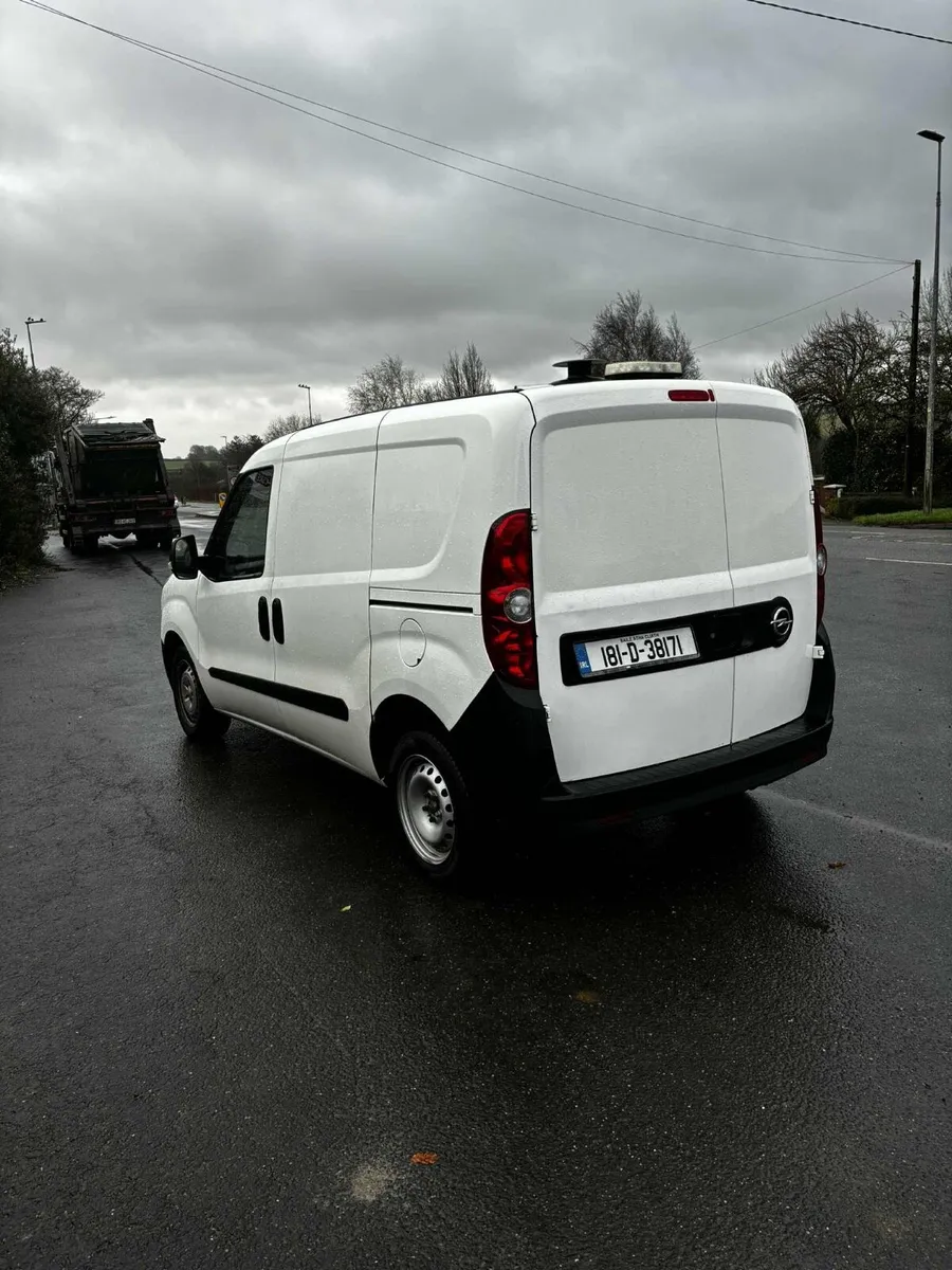 Opel Combo 4250€ - Image 4