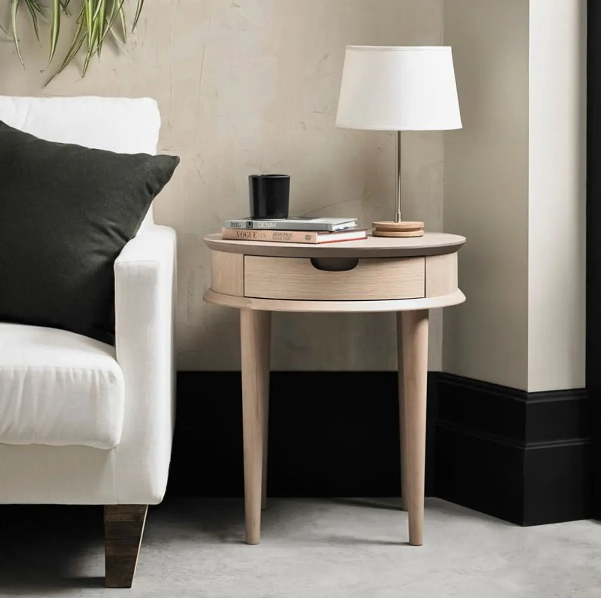 Solid Oak Side Table - Image 1