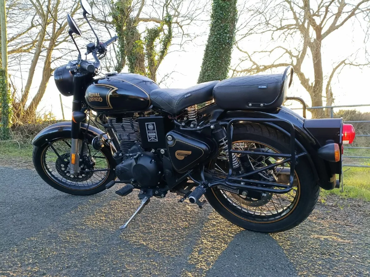 S.O.L.D. Royal Enfield Classic 500 - Image 4