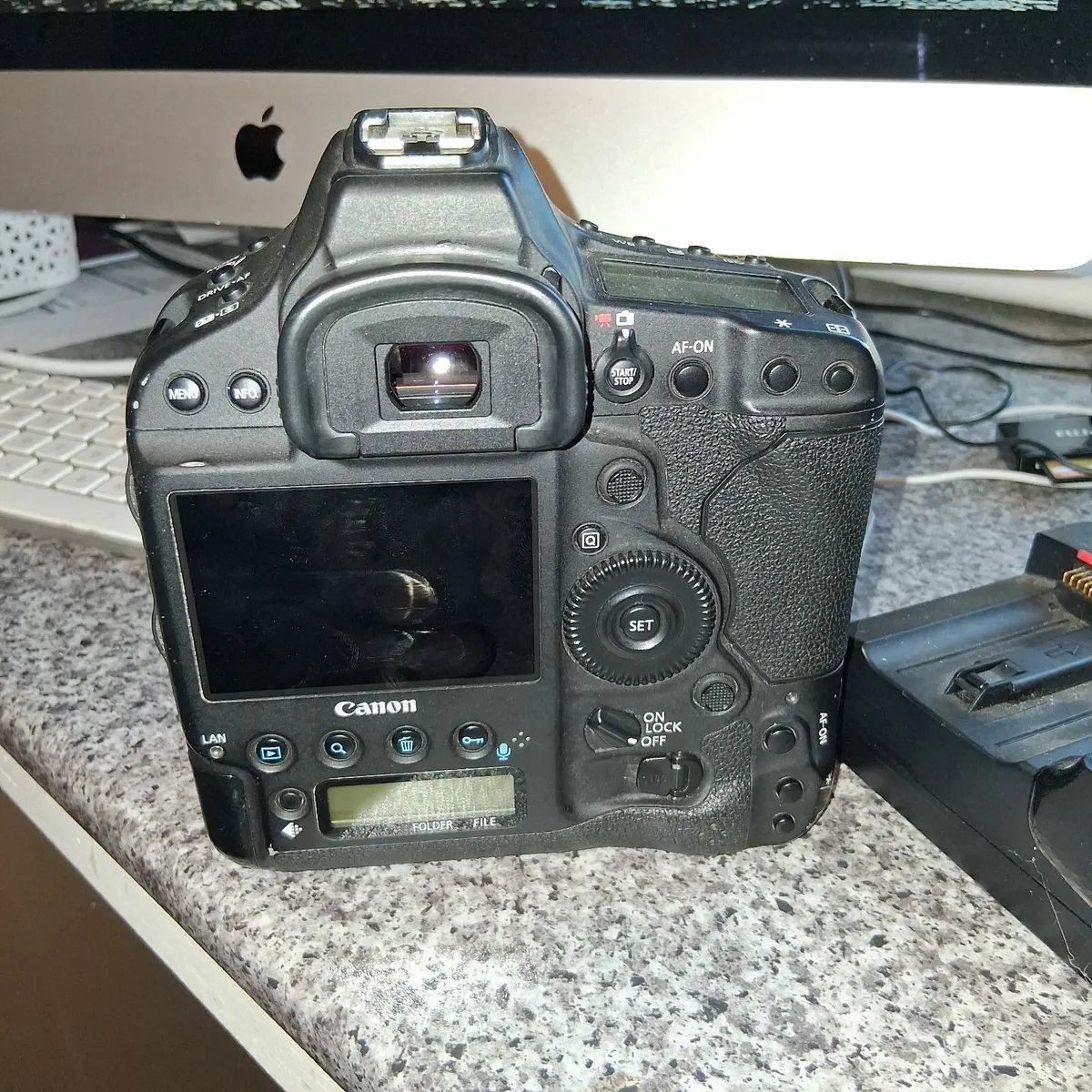 Canon 1DX Mk2 - Image 3