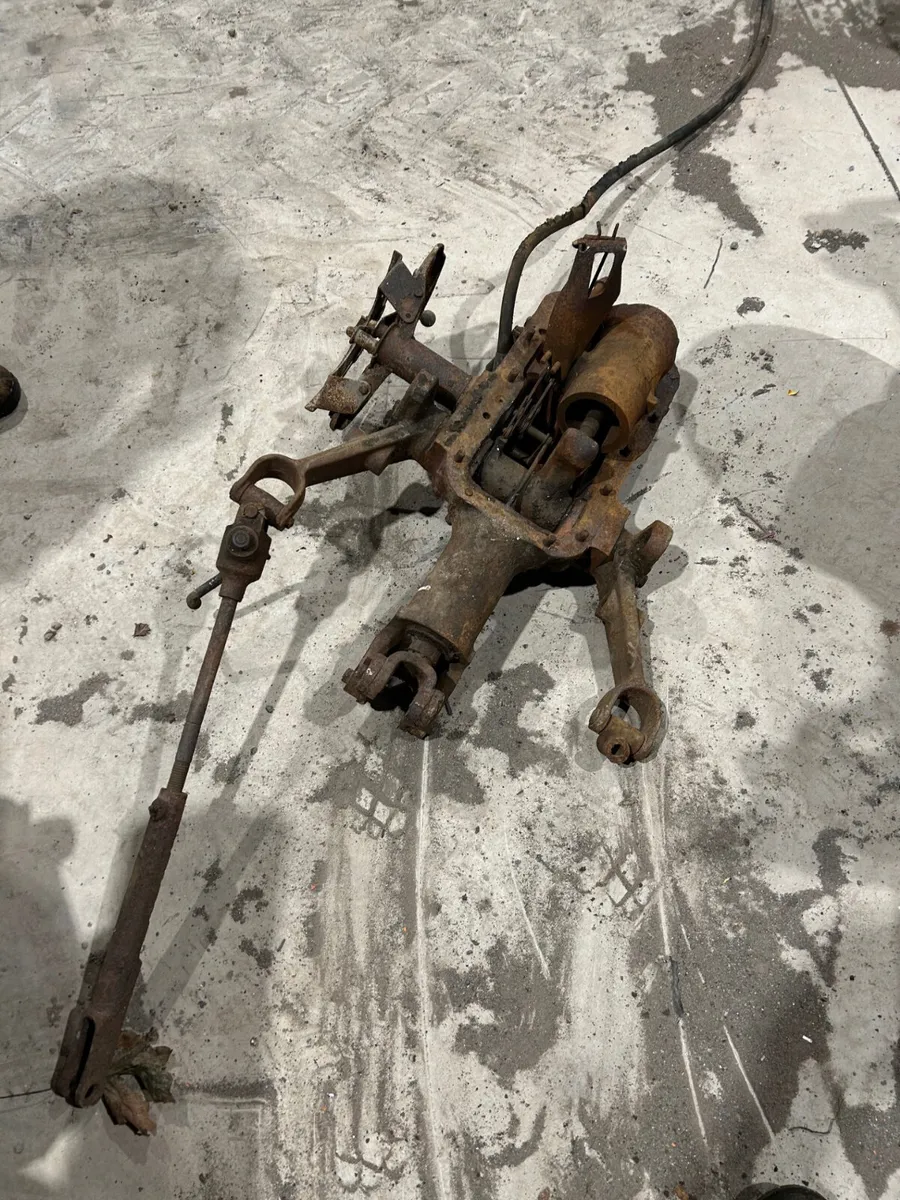 Massey Ferguson Lift Top - Image 3