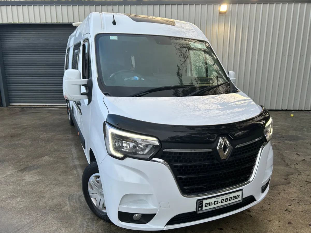 Renault Master Campervan 2021 - Image 4