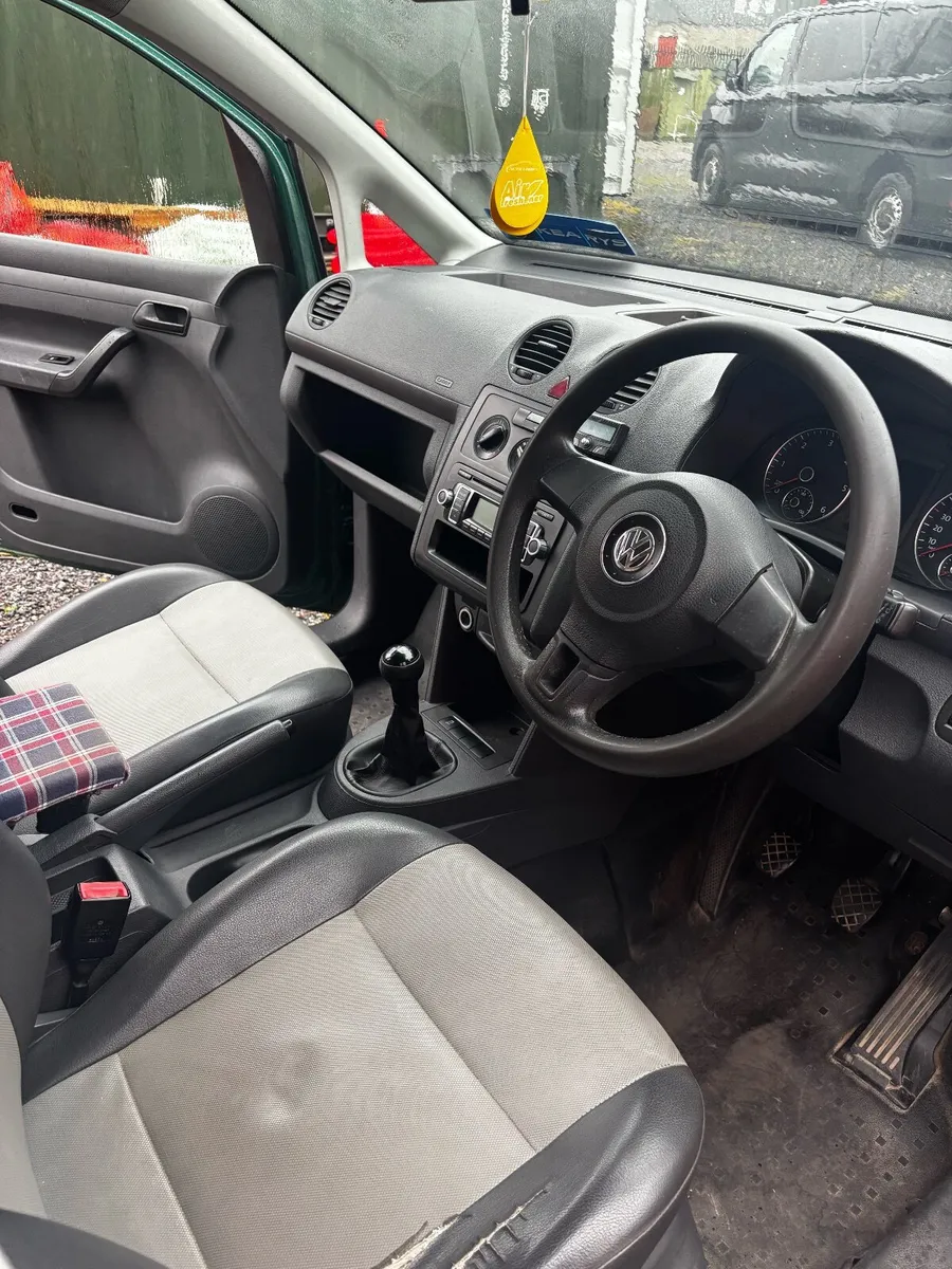 Volkswagen Caddy 2011 1.6 TDI - CVRT & Taxed - Image 4