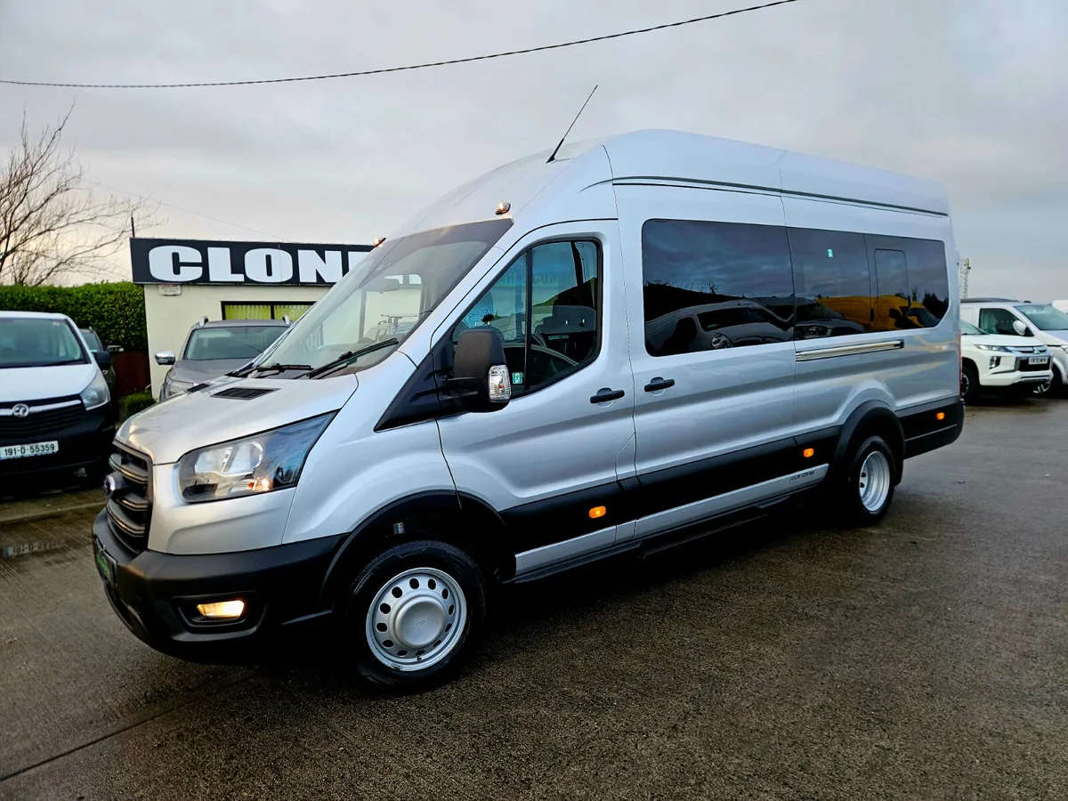 Ford Transit minibus 2024 automatic - Image 3