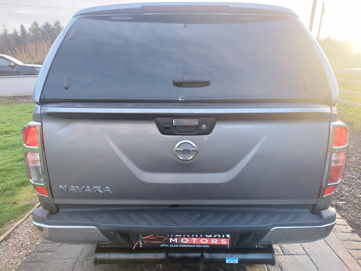NISSAN NAVARA 2018' 2.3 LE CREWCAB - Image 2