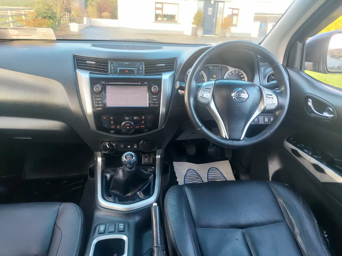 NISSAN NAVARA 2018' 2.3 LE CREWCAB - Image 4