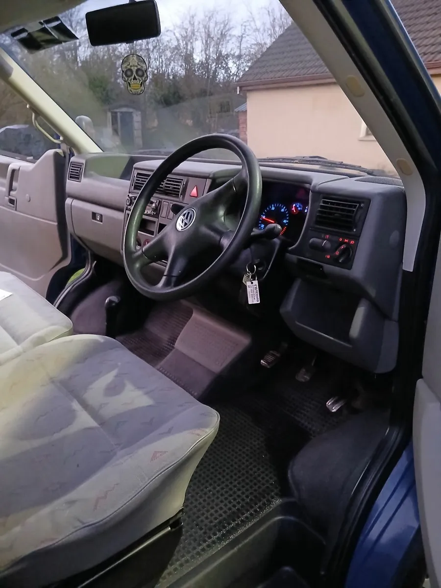 Volkswagen Transporter  T4 2000 short wheel base - Image 4