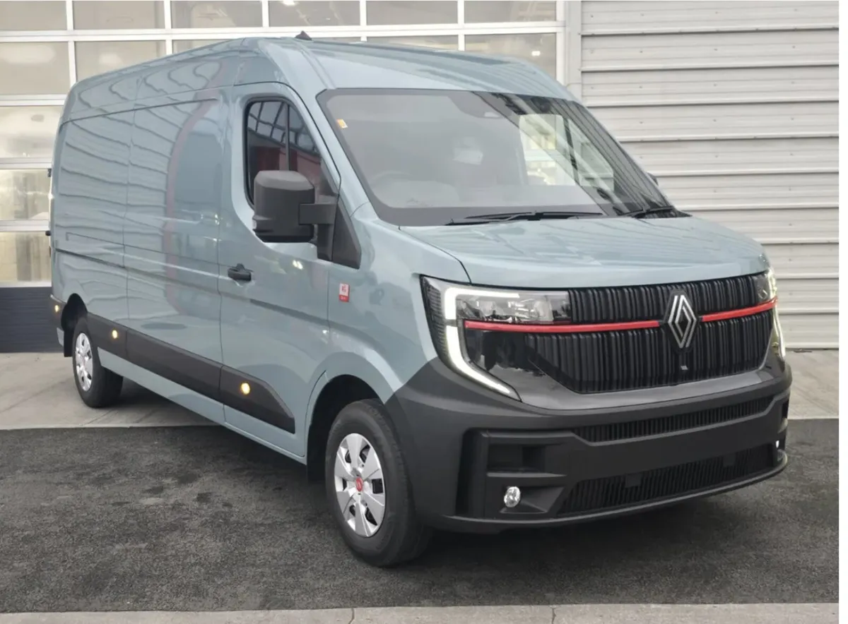 Master Red Edition L3H2 170BHP Auto - Image 1