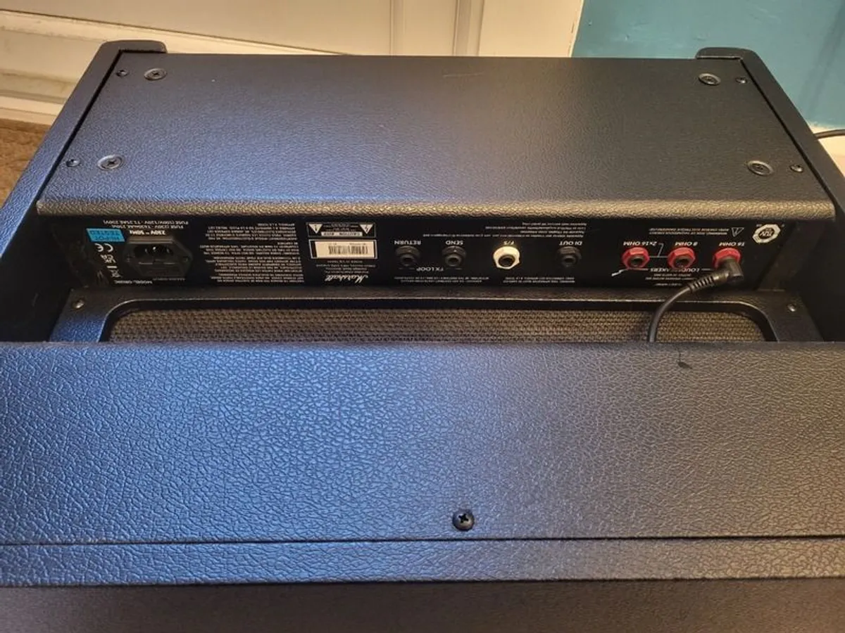 Guitar amps - Image 2