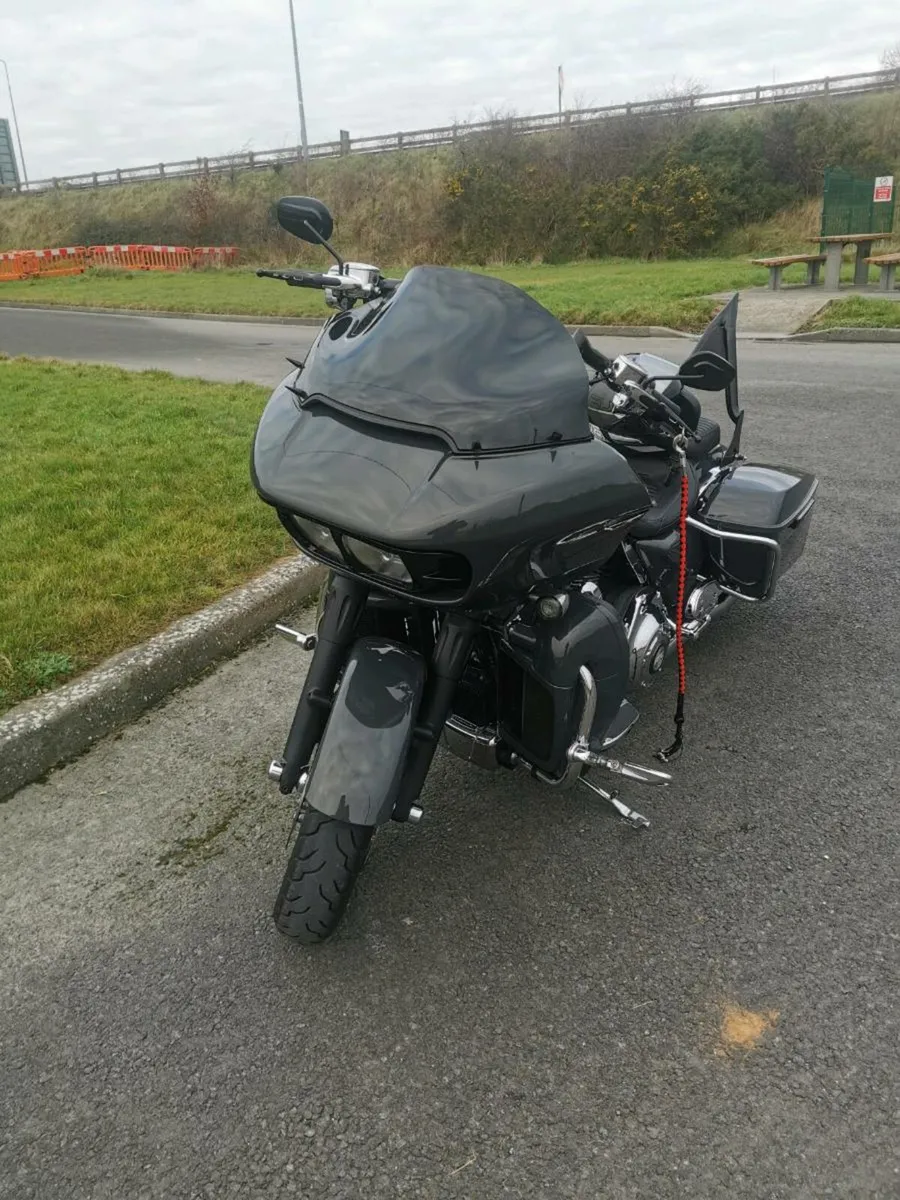 Harley Davidson road glide - Image 1