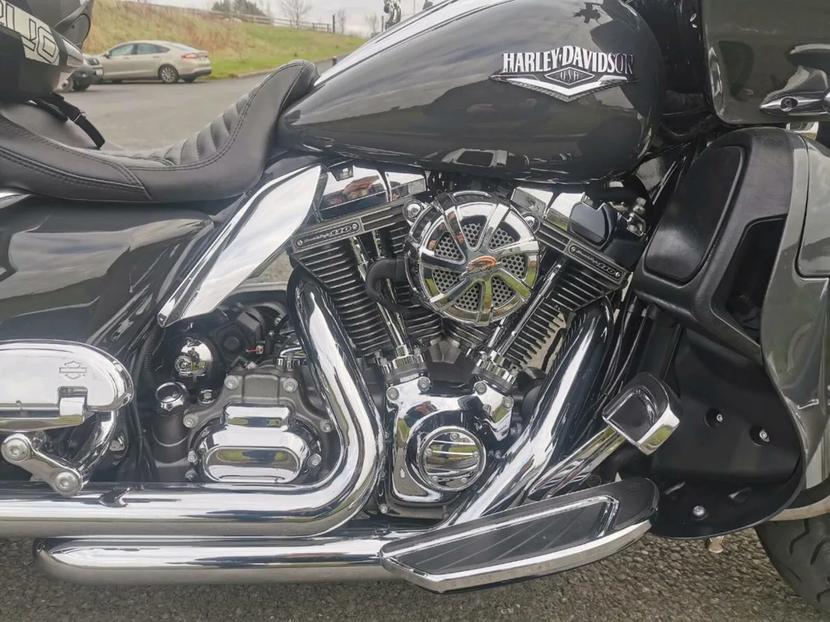 Harley Davidson road glide - Image 4