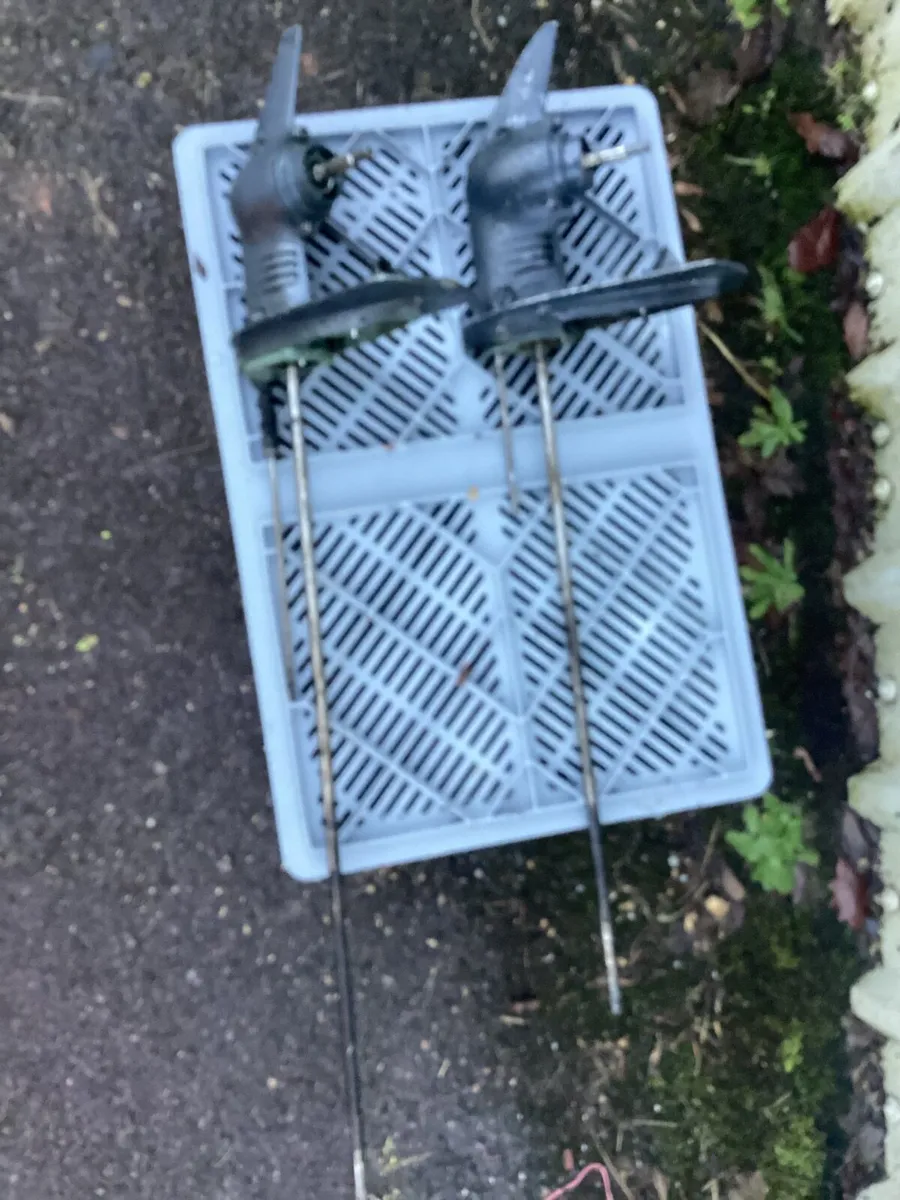 Yamaha Malta outboard engine gearbox - Image 3