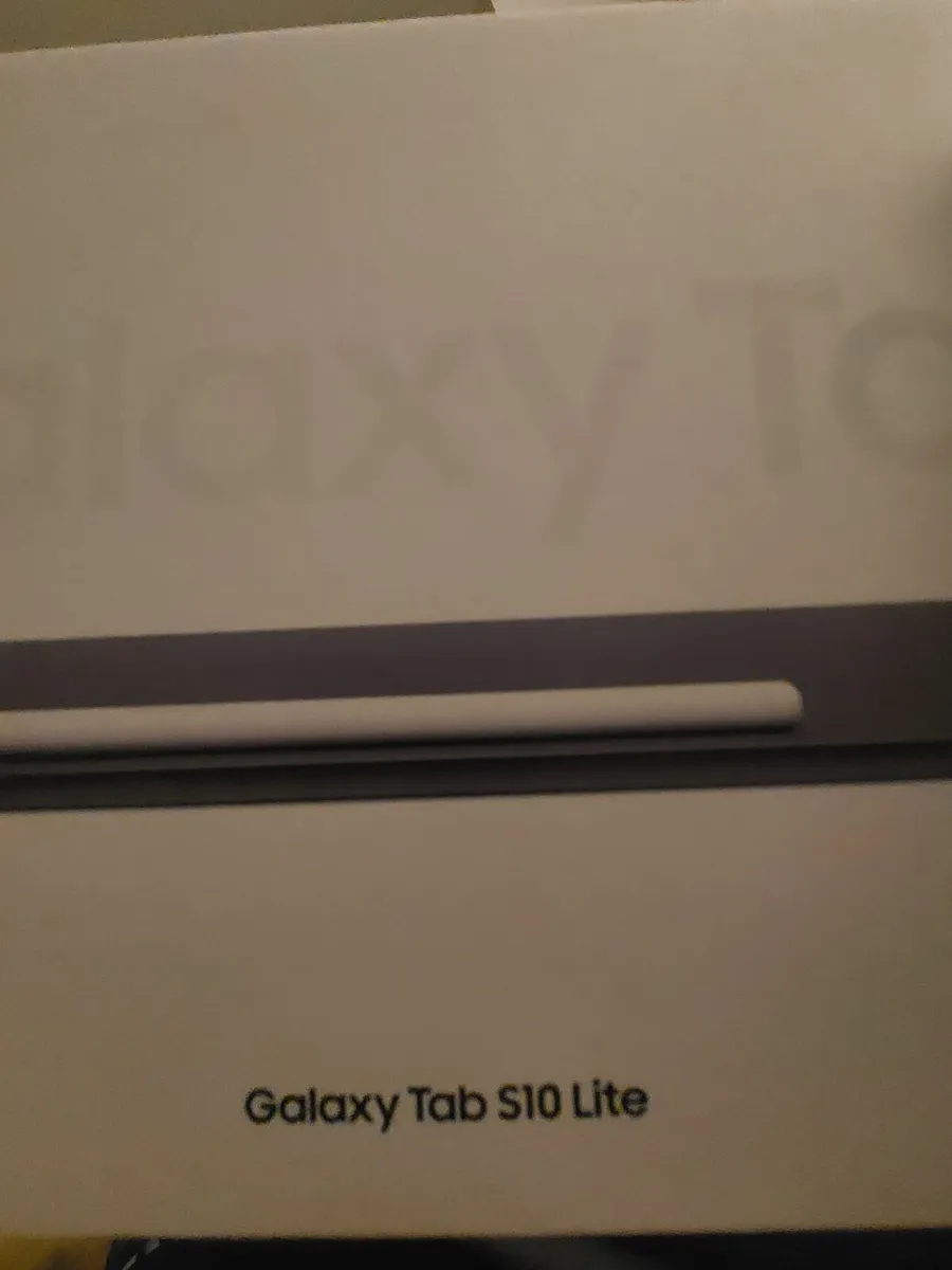 Ipad new unopened - Image 1