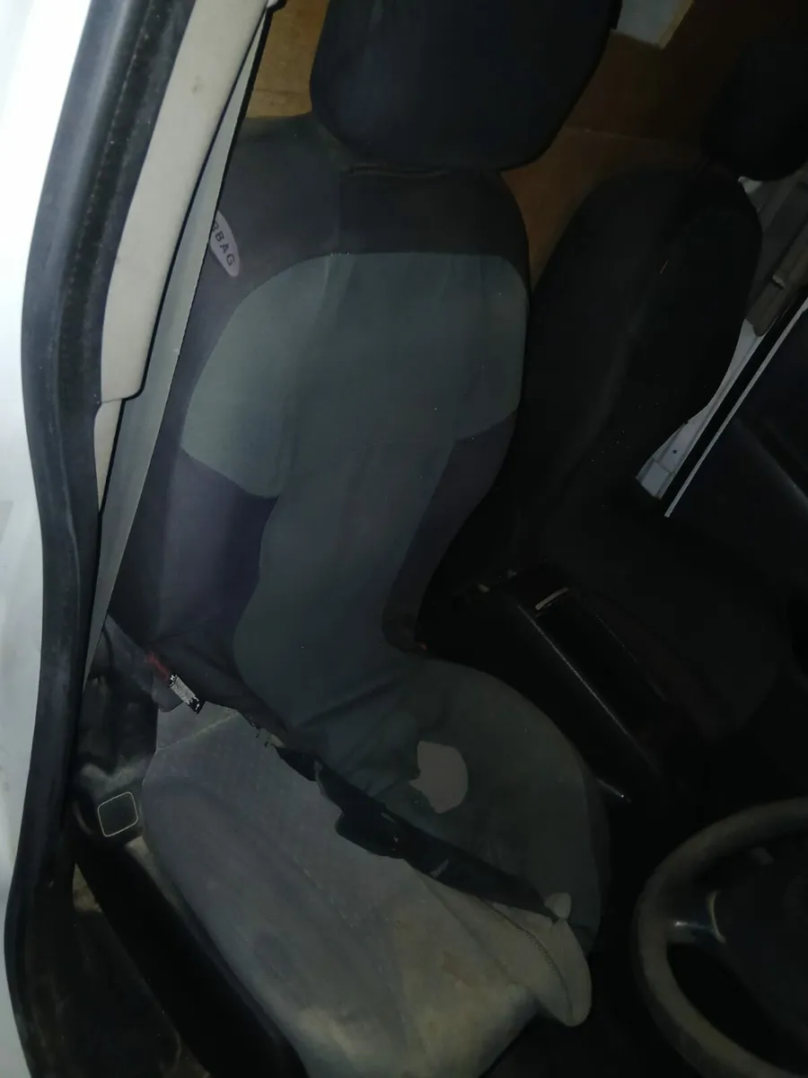 Citroen berlingo 1.6 hdi tax tested new - Image 4