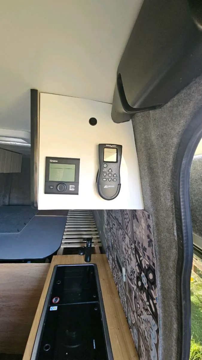 Campervan - Image 4