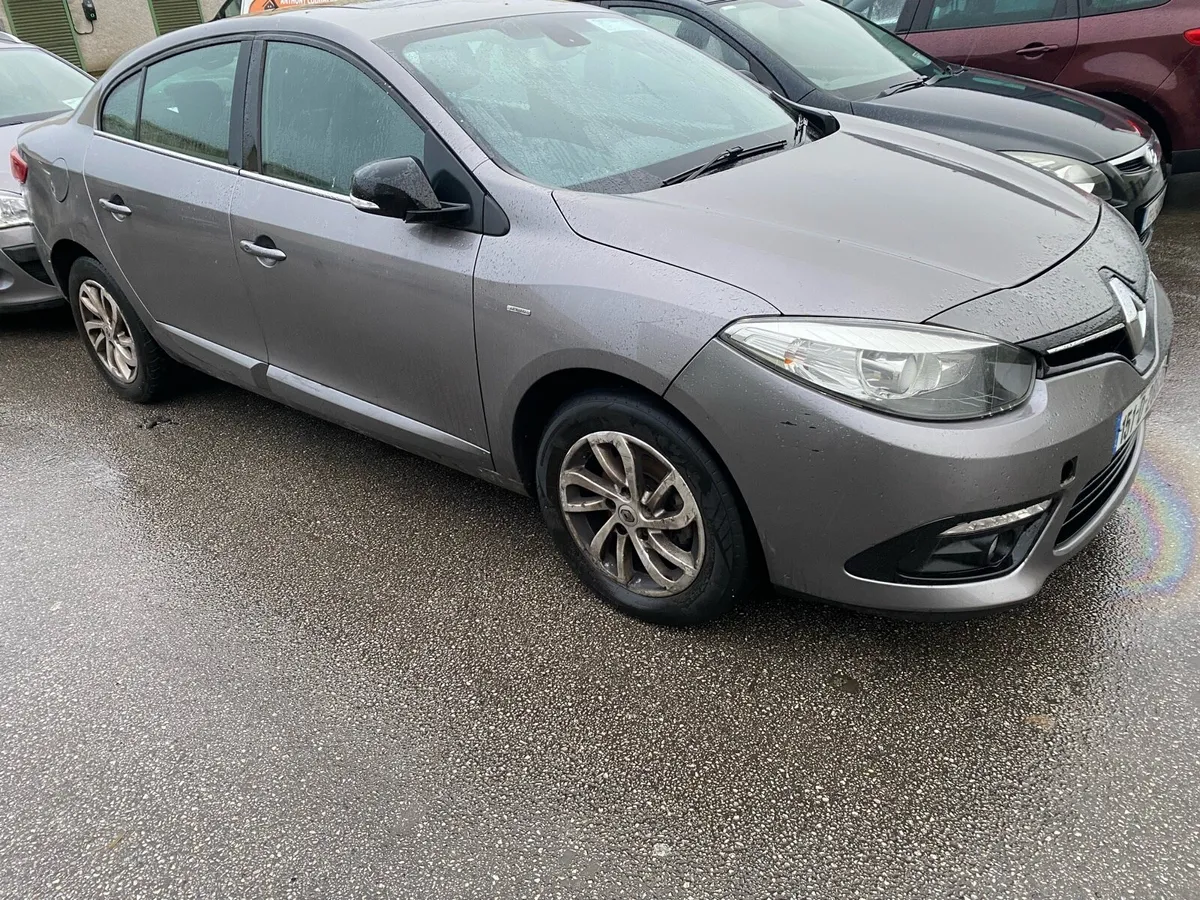2015 Renault Fluence for breaking