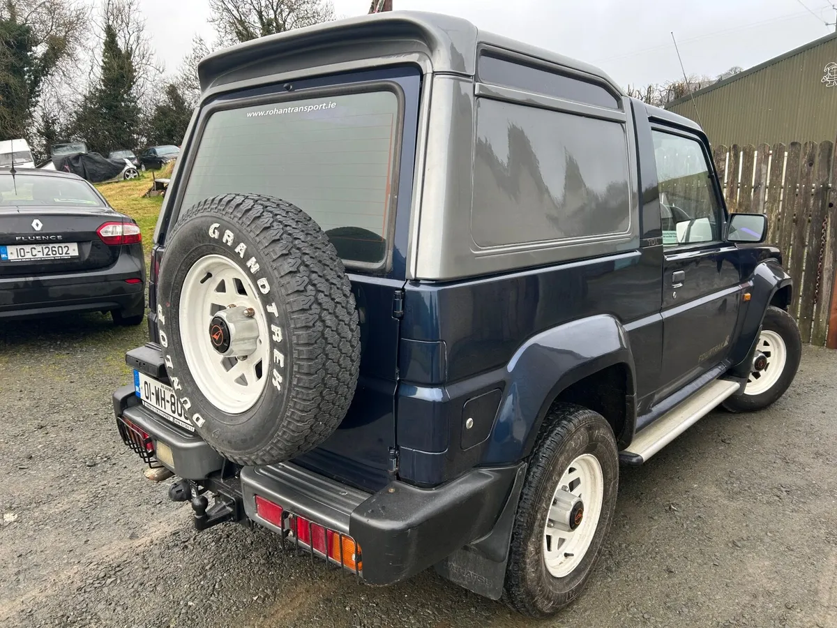 2001 Daihatsu Fourtrak 2.8 diesel fully restored - Image 2