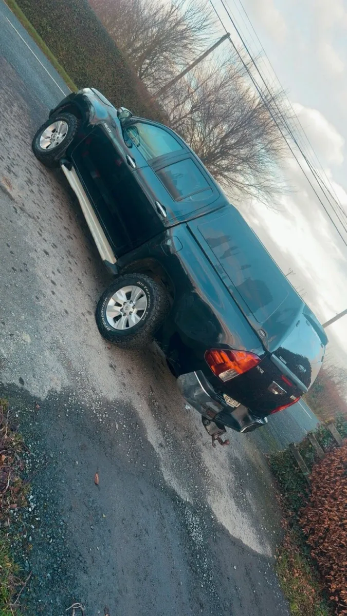 Toyota hilux - Image 3