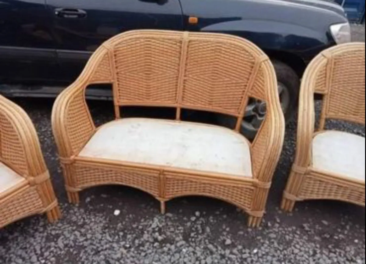 Wicker/rattan sunroom furniture set wanted - Image 2