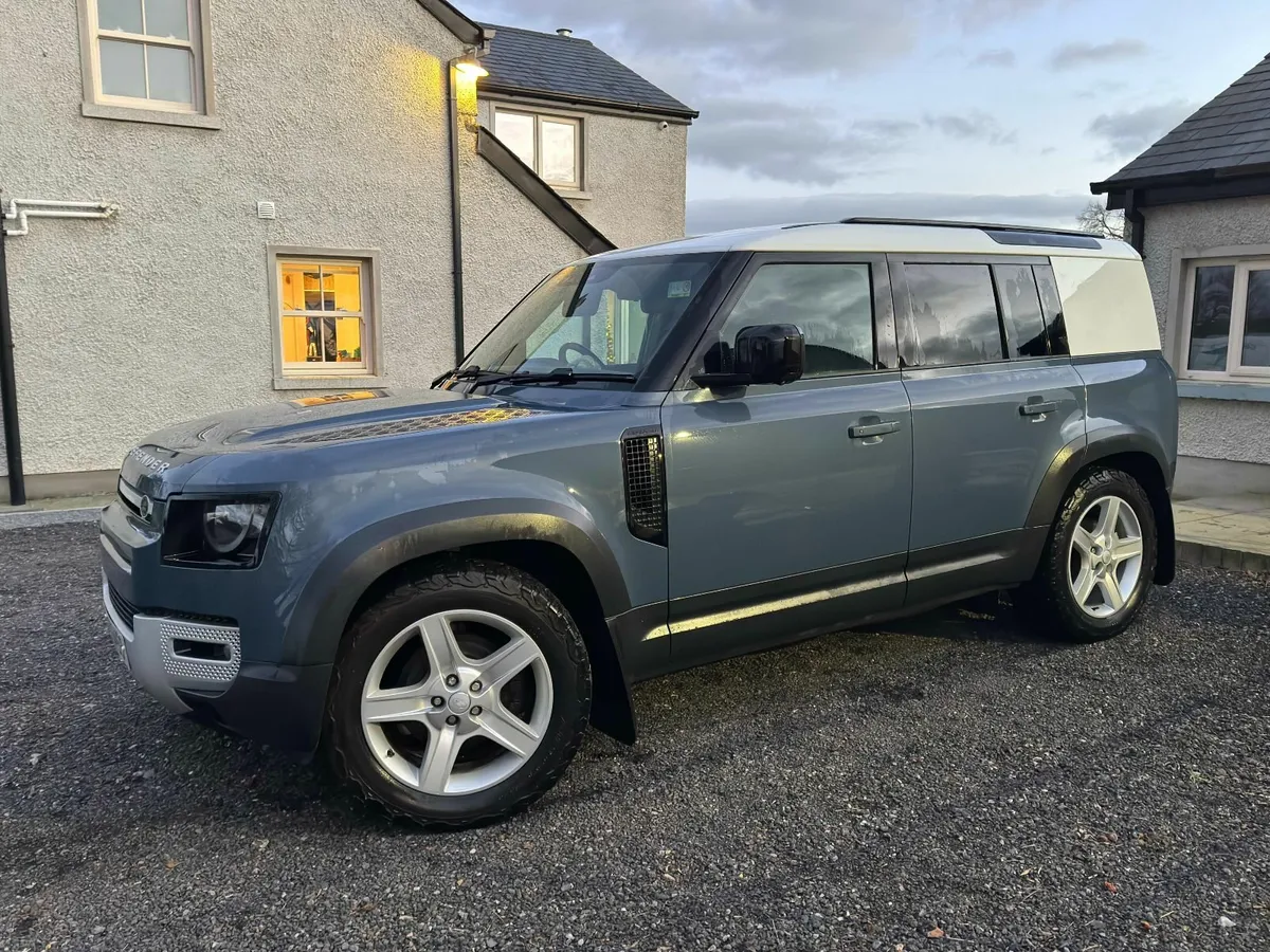 Land Rover Defender 2021 - Image 1