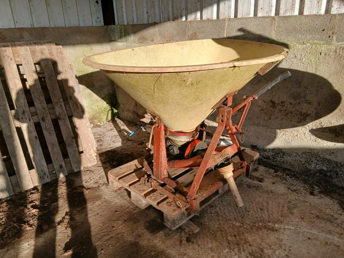 Farm clearout - Image 3