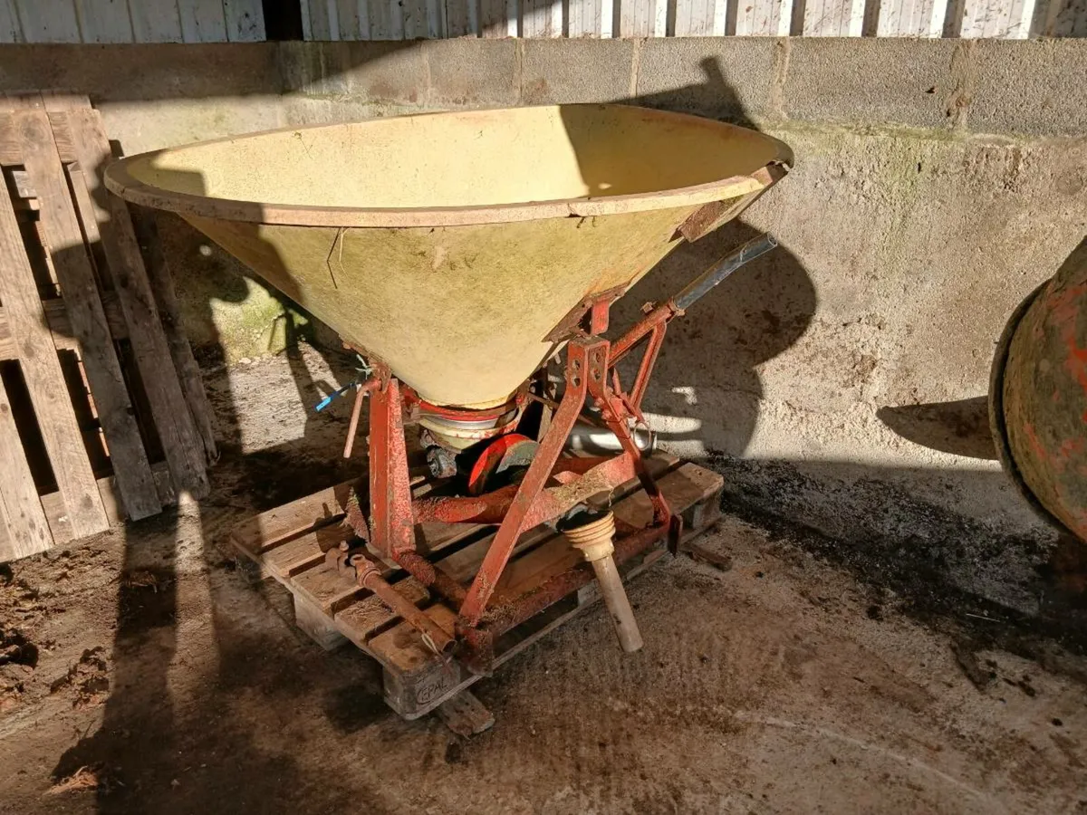 Farm clearout - Image 4