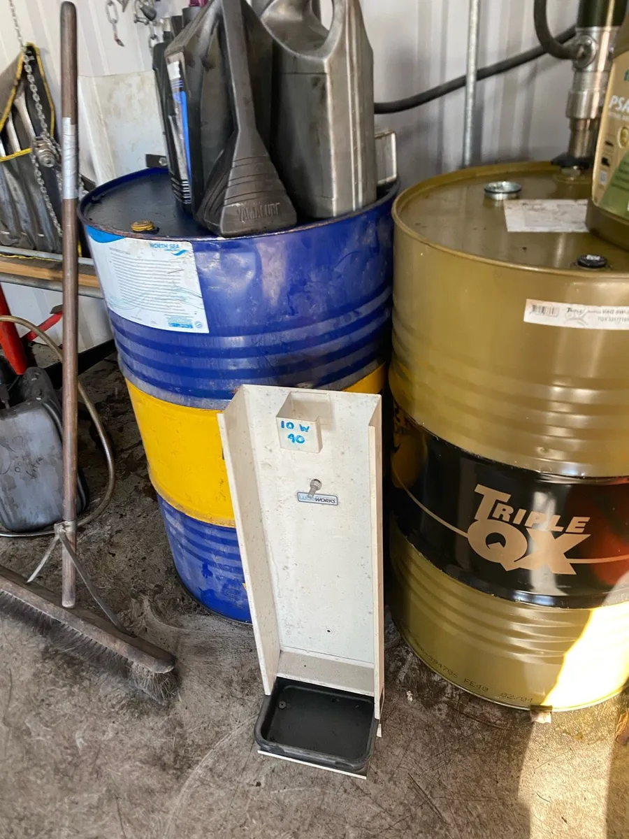 Engine Oil barrel  pump, reel and meter - Image 2