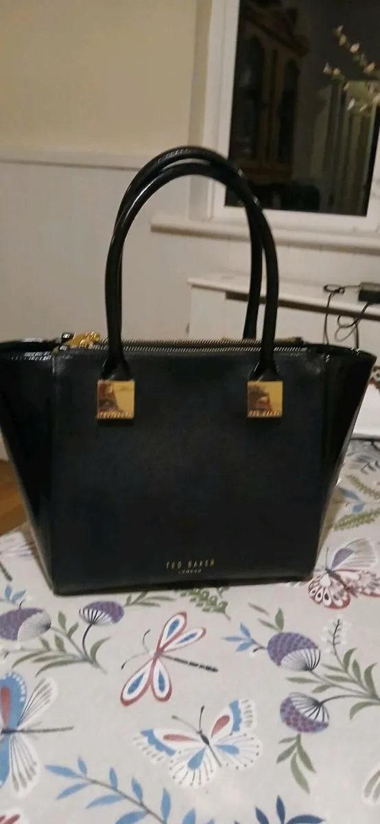 Designer bags - Image 1