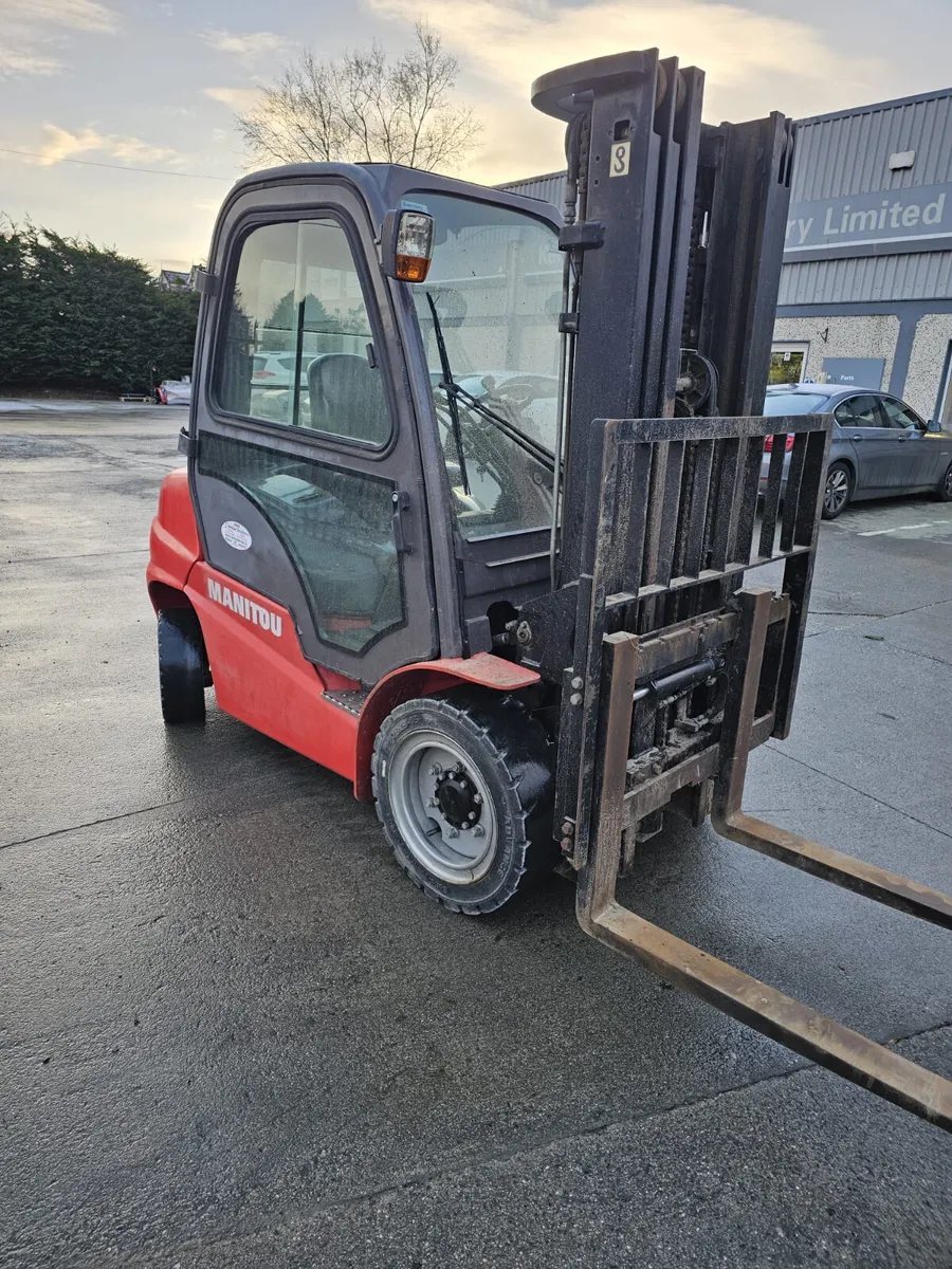 Manitou MI30 D Forklift For Sale - €17,500 + VAT - Image 2