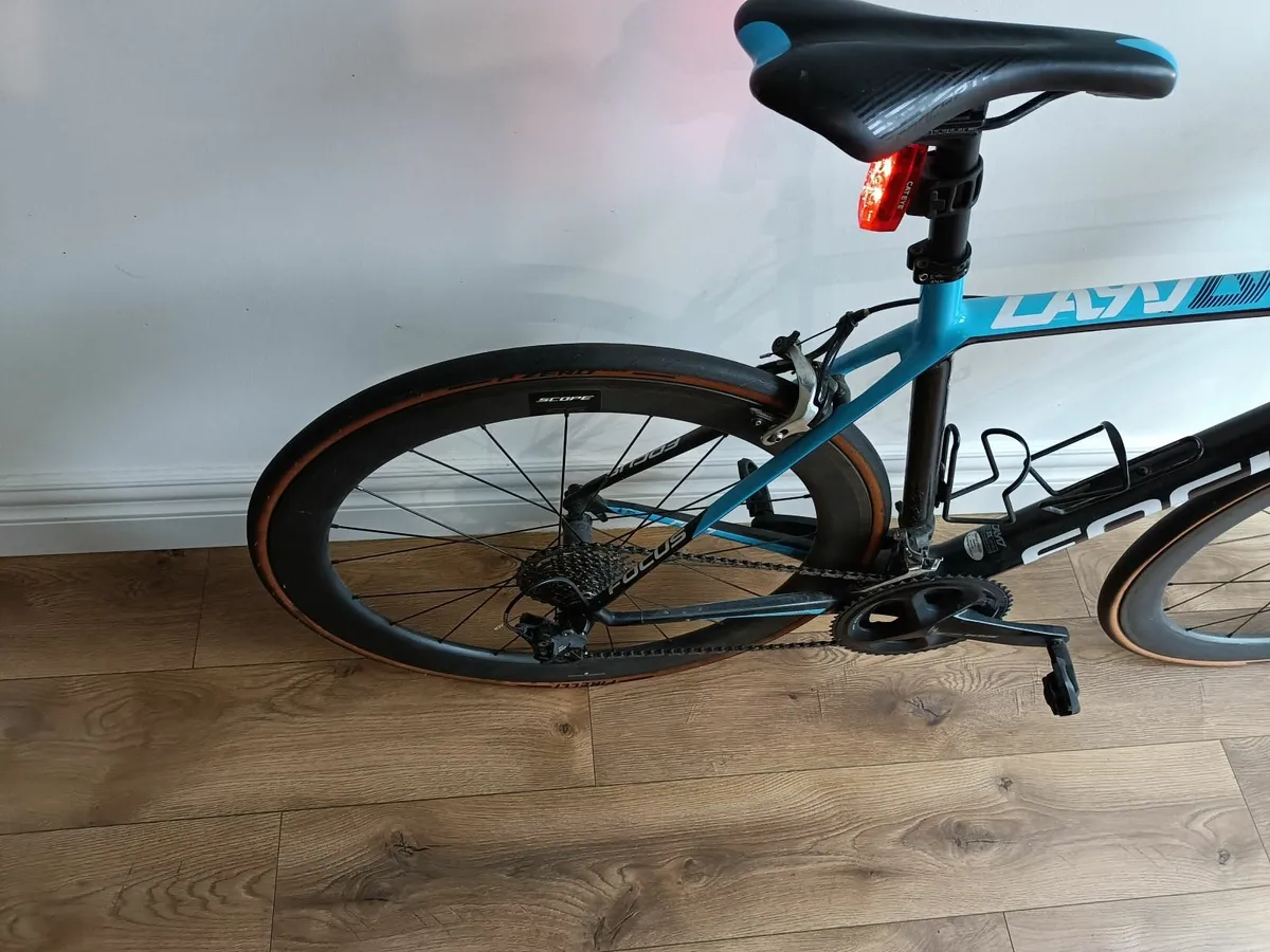 Full Carbon Focus road bike - Image 3