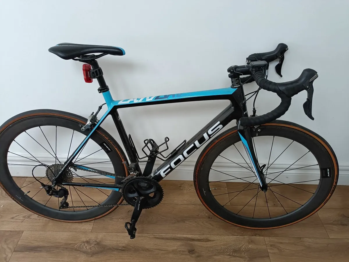 Full Carbon Focus road bike - Image 4