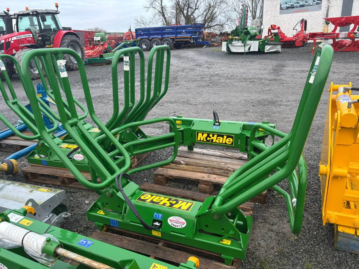 New McHale R5 Bale Handler - Image 3